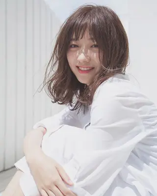 ミディアム 店長/mao/ 前髪/顔周りカットのヘアスタイル