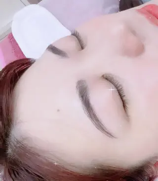 アイブロウ エスポワールビューティサロン所属・エスポワール ビューティサロンのマツエク・マツパデザイン