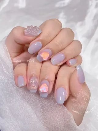 MoON...❤︎ MeGuのネイルデザイン