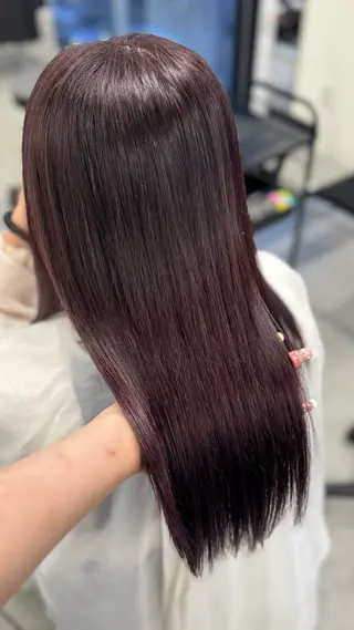 カラー 🤍Mei🤍赤み消 し透明感ツヤカラーのヘアスタイル