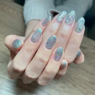 ネイル ネイルサロンエーナイン麻生店所属・N. MARIのネイルデザイン