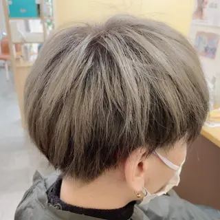 カラー メンズ イヤリングカラー Ai 浅草橋店のヘアスタイル