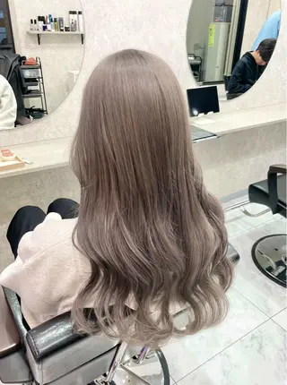 ロング 🦋ハイトーン🦋 石山 希理🦋のヘアスタイル