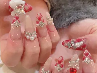 ネイル VIVIAN リサのネイルデザイン