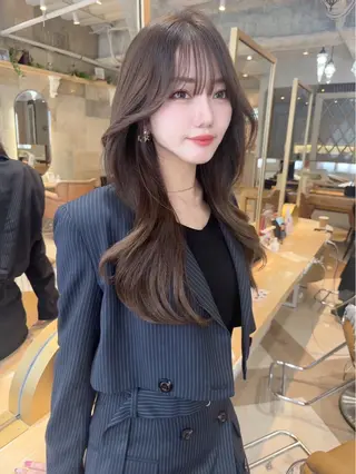 ロング 🌷透明感カラー🌷 内田零菜のヘアスタイル