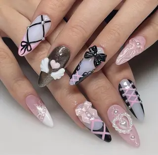 ネイル Lee Nailsのネイルデザイン