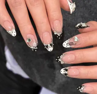 ネイル Miya🎀 nailのネイルデザイン