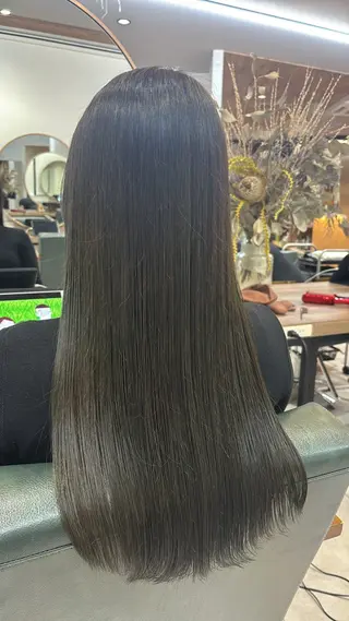 ロング カラー レイヤー✂︎ぷつボブ 艶カラー🤍noaのヘアスタイル