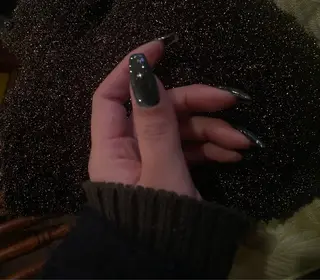 ネイル 土川 芽依奈のネイルデザイン