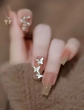 ネイル e llaのネイルデザイン