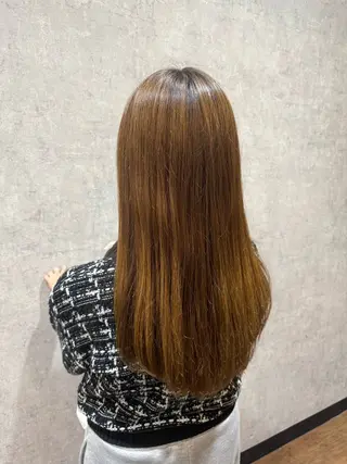 セミロング 松本 希愛のヘアスタイル