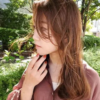 ロング カラー フリーランス所属・韓国ヘア レイヤー くびれヘアMATSUのヘアスタイル