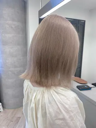 ショート カラー ハイトーン特化サロン 🍑momo🍑のヘアスタイル