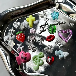 ネイル 小川 柚香のネイルデザイン