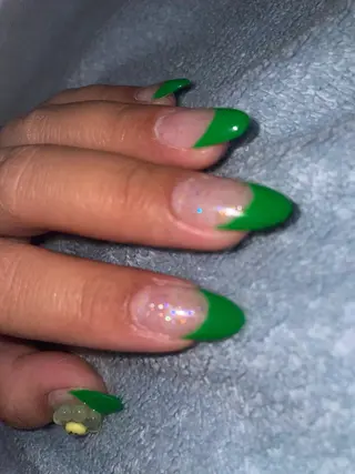 ネイル alma (アルマ)のネイルデザイン