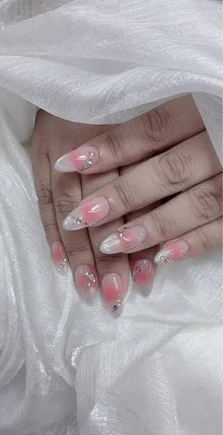 ネイル 佐藤 依娜のネイルデザイン