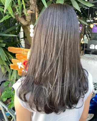 ロング カラー 玉木 育実のヘアスタイル