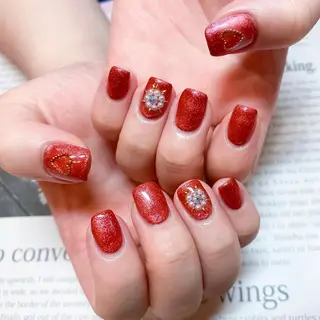 ネイル f'bloom  L’ecrinのネイルデザイン