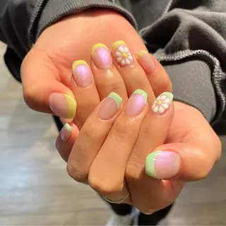 ネイル 新井 ひなののネイルデザイン