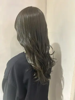 ロング カラー ITbyALBUM藤沢店所属・IT by ALBUM立川のヘアスタイル