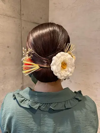 セミロング ヘアアレンジ 女性に人気♪ はやしほのかのヘアスタイル