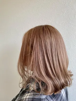 セミロング 田中  愛のヘアスタイル