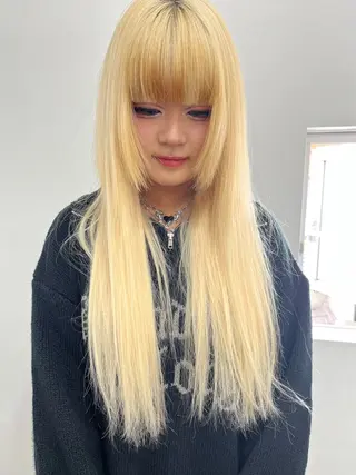 ロング カラー ヘアアレンジ エクステ LuciA\5900のヘアスタイル