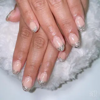 ネイル The Best Beauty受付担当のヘアスタイル