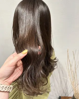 セミロング YU-KA ✂︎ROSSOのヘアスタイル