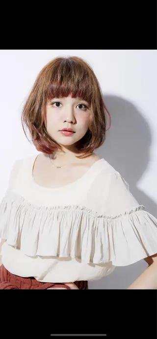 ミディアム ヘアリゾートA i 秋葉原店のヘアスタイル