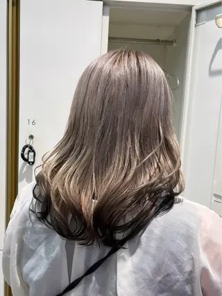 カラー ミユウ🌼ブリーチ / ダブルカラーのヘアスタイル