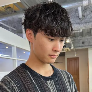ショート パーマ メンズ JINKIメンズ特化 メンズカットパーマのヘアスタイル