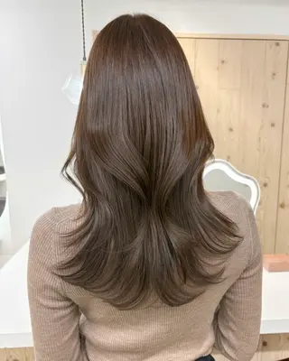 ロング カラー 新宿/韓国ヘア/ 髪質改善ストレートのヘアスタイル