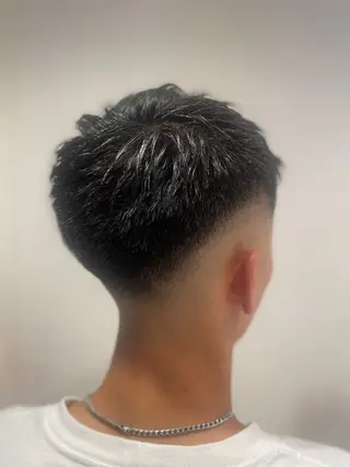 ショート メンズパーマ/カット / 古川　諒のヘアスタイル