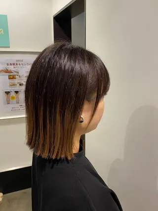 ミディアム タツキ／レイヤー／ パーマ／艶カラーのヘアスタイル