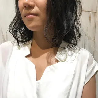 ミディアム 庄司 美佑樹のヘアスタイル