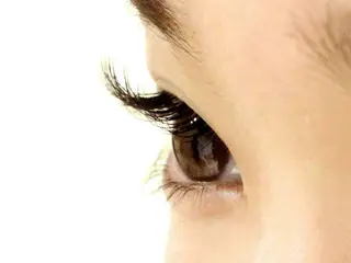 マツエク・マツパ moreモア銀座🌼 岩渕のマツエク・マツパデザイン