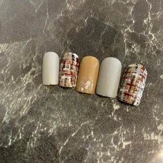 ネイル マルサンカクシカク所属・○△□ 守口市のネイルデザイン