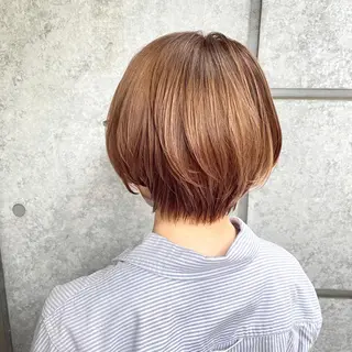 ショート カラー ヘアアレンジ MiU所属・韓国×髪質改善×美髪 縮毛矯正×レイヤーのヘアスタイル