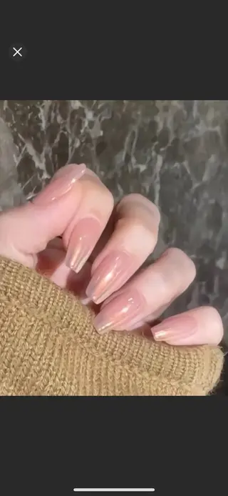 カラー Ruru Dopamineのネイルデザイン