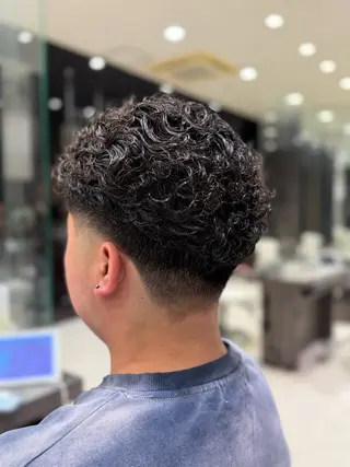 ショート 鈴木 瑛介のヘアスタイル