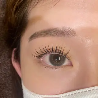 マツエク・マツパ アイブロウ nutt moekaのマツエク・マツパデザイン