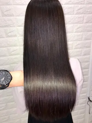 ロング 20代半ば上質なへア ケア 髪質改善 大西のヘアスタイル