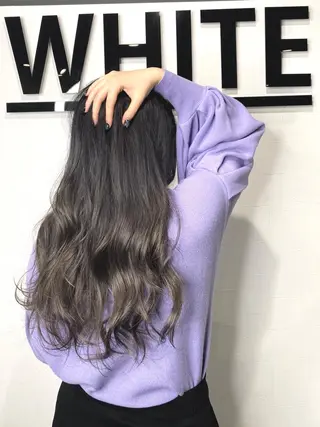 セミロング _WHITE 天神店のヘアスタイル