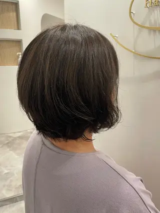 ショート カラー ROPE ナナミのヘアスタイル