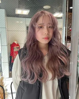 ロング カラー 💖デザインカラー/ タダ ハナカ💖のヘアスタイル