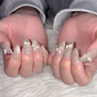 ネイル LAVISH manaのネイルデザイン