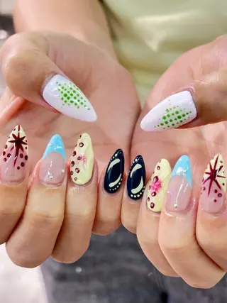 ネイル 個性派ネイル /コトミ🐸のネイルデザイン