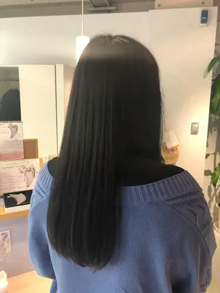 ロング 阿部 美咲のヘアスタイル
