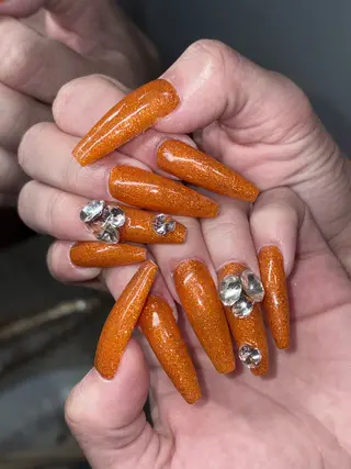 ネイル NES NAIL所属・さゆり￤推しキャラ ￤ロングネイル🩷のネイルデザイン